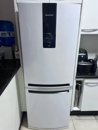 GELADEIRA BRASTEMP INVERSE FROST FREE PAINEL DIGITAL SEMINOVA