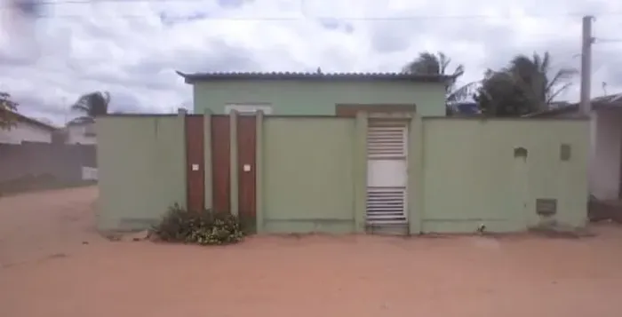 A Lugo casa no Bairro Boa Vista em João Câmara por trás da Honda motos.