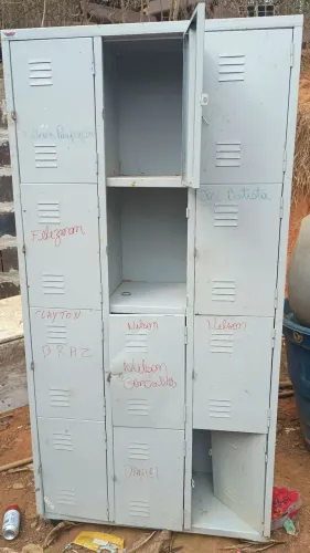 Armário de aço os dois por 400