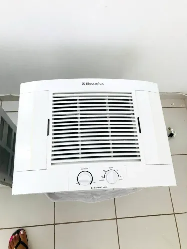 Vendo ar condicionado Electrolux 10000 LEIA O ANUNCIO TODO