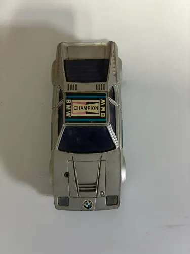 Carro colecionável anos 80