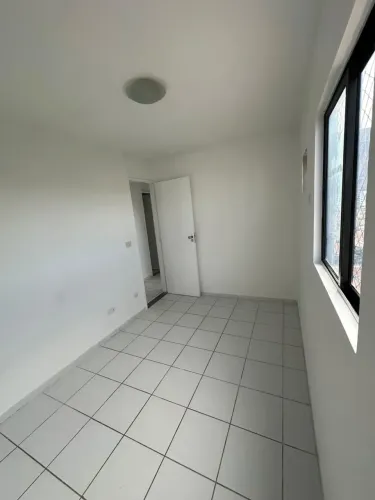 Alugo apartamento no Arte Vida 1 com tres quartos sendo uma suite