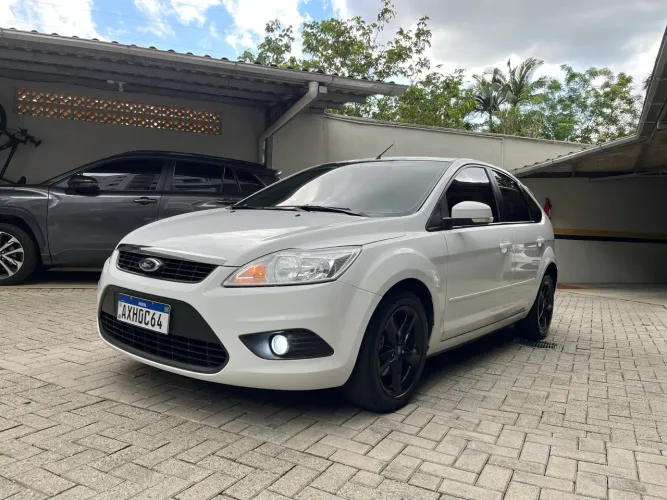 Ford Focus 1.6 S/se/se Plus Flex 8v/16v 5P 2013