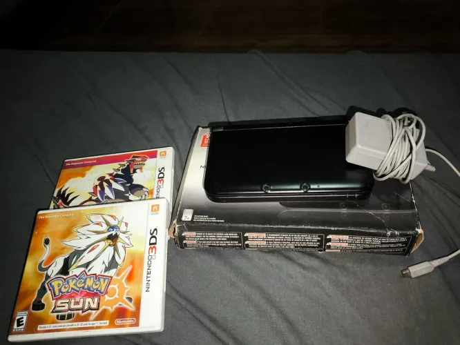 Nintendo 3ds XL + Pokémon Omega Ruby + Pokémon Sun (Sem Caneta)