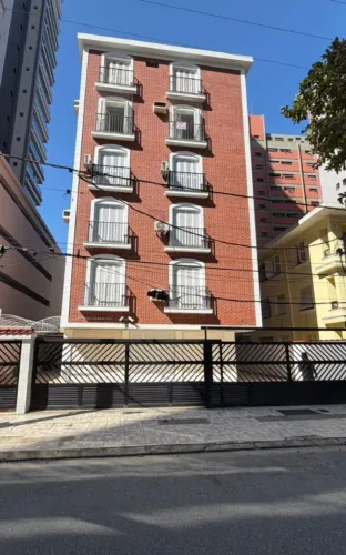 Apartamento 3 Dorm c/dep - Canal 5 - Meia quadra da praia - Elevador e gar fechada