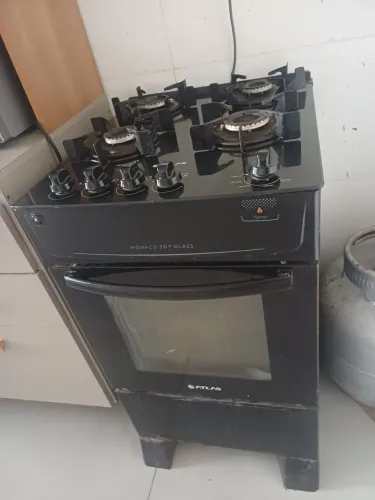Fogão usado em bom estado, funcionando perfeitamente!