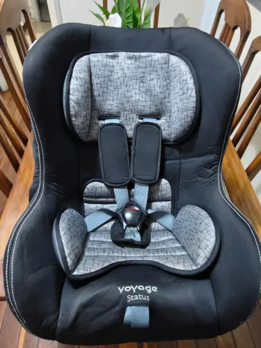 Cadeirinha de bebe bebe conforto Status Voyage