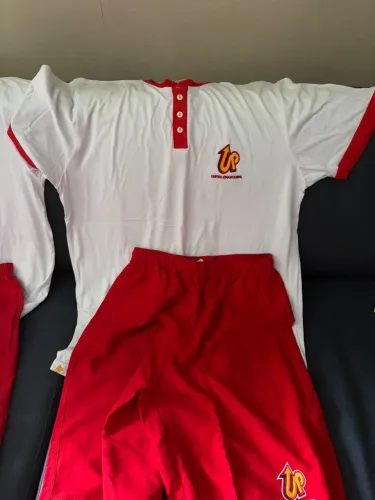 UNIFORMES UP