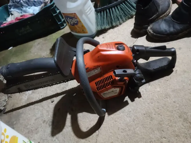 Vendo motoserra 