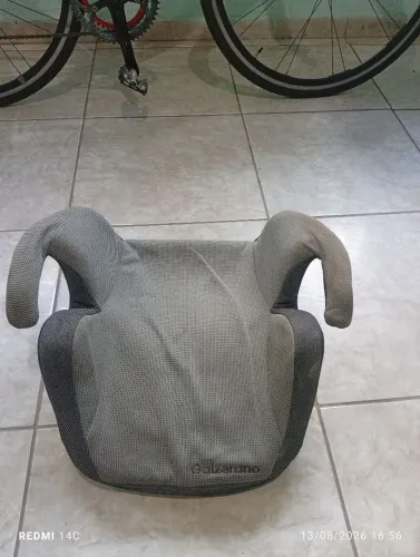 Assento de criança para carro