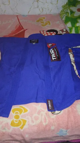 Kimono A2 transado em excelente estado usando somente duas vezes