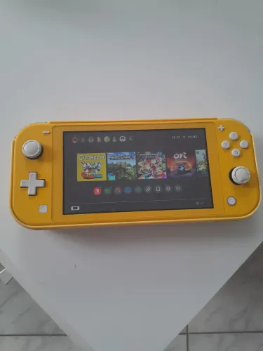 Nintendo Switch Lite