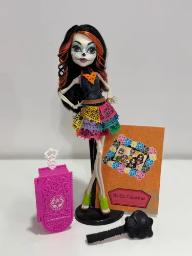Monster High Skelita Calaveras Scaris Básica Mattel G1