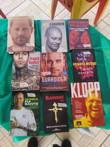 9 biografias lote