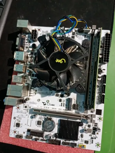 Kit placa mãe , processador e memória 11 geração