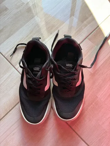 Tênis Vans Ultrarange preto