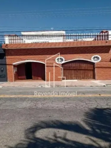 Casa à venda na Vila Talarico com 235m² 3 dormitórios 2 suítes 5 banheiros 5 vagas