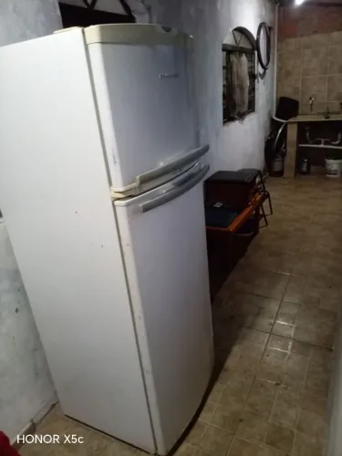 Geladeira Brastemp maiores informações chama no WhatsApp *