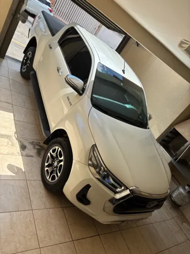 Toyota Hilux CD SRX 4X4 2.8 TDI 16V Diesel Aut. 2021