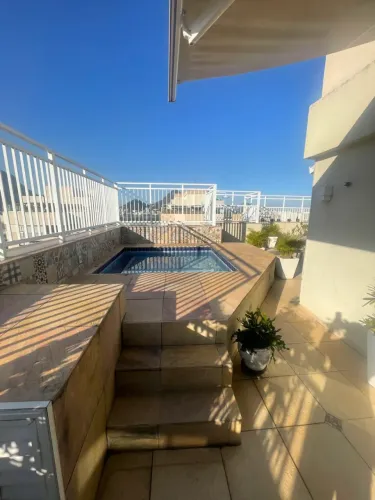 Linda cobertura de 3 quartos, sendo 01 suíte na Gávea - Rio de Janeiro - RJ