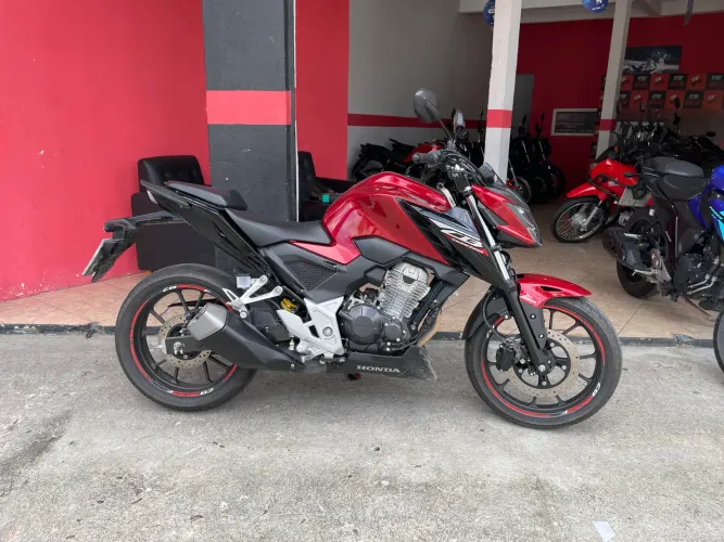 CB 300F 2025 extra
