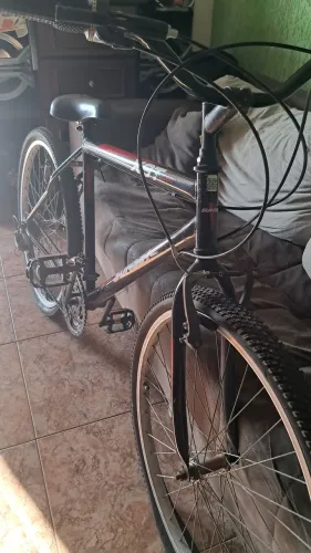 Bicicleta Track Bick Sunset XST 3000 Aro 26 18 velocidades