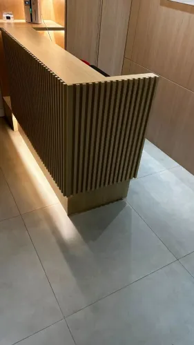 Balcão com Iluminação + Armário em MDF