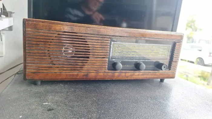 Radio Frahm Diplomata AM e 3 fx ondas curtas funcionando 249,00 test na hora loja no Hauer
