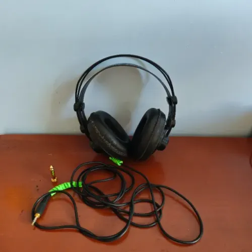 Fone de ouvido Samson Sr850 - Ótimo Estado - Som Limpo | Headset para Produção Musical 
