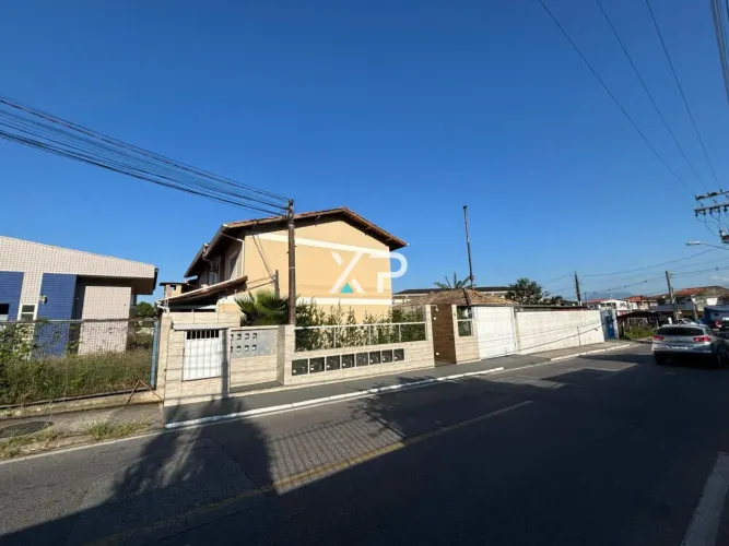 Sobrado A venda bairro Forquilhas São José 3 Dormitórios