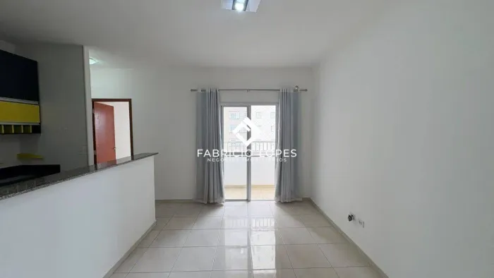 Apartamento à Venda e Locação no Vila Inglesa 71m², 3 Dormitórios, 1 Suíte e 1 Vaga Jaca