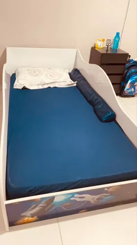Cama solteiro infantil astronauta