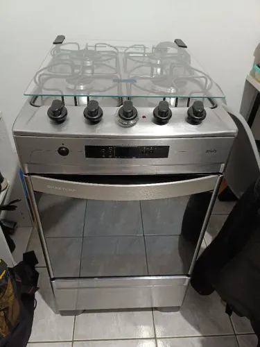 Fogão Brastemp semi-novo