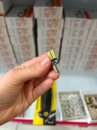 Lâmpada Led Veicular Pingo Luz Canbus T10 com 24 Leds