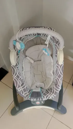 Cadeirinha fisher-price 4 em 1