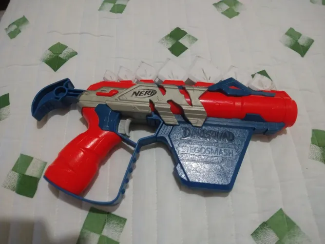 Lançador de dardos Nerf DinoSquad Stego-Smash - Sem Dardos