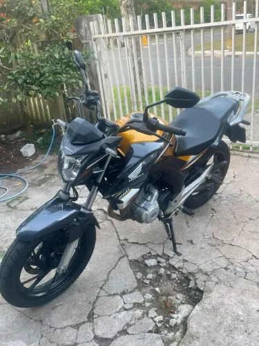Moto Honda único dono