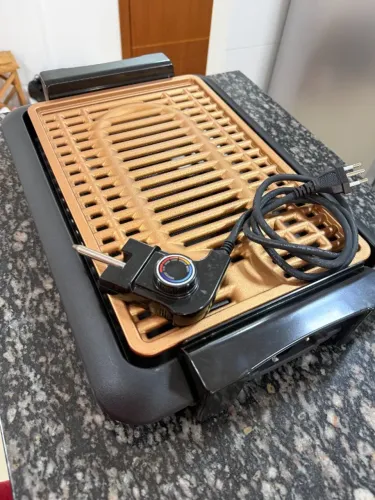 Churrasqueira Elétrica Super Fast Grill Polishop 1000W