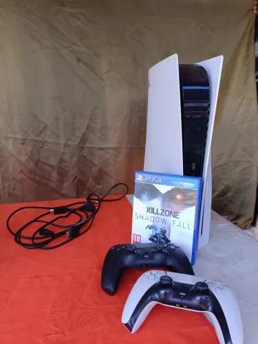 PS5 fat com leitor de disco