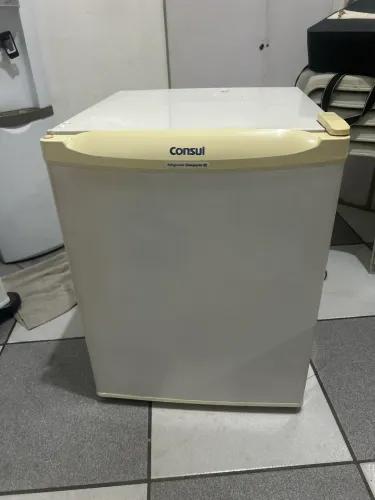 Frigobar Consul 80 litros