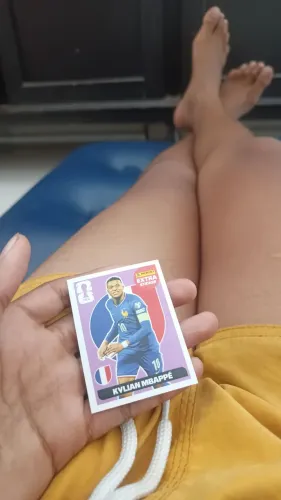 Figurinha legend 2026 Lillian mbappe base