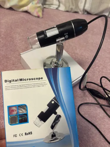 Microscópio digital