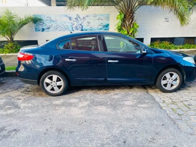 Renault Fluence Sed. Dynamique 2.0 16V Flex Aut. 2013