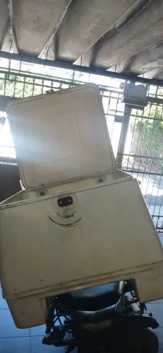 Baú para lander 250 com suporte 120 lts
