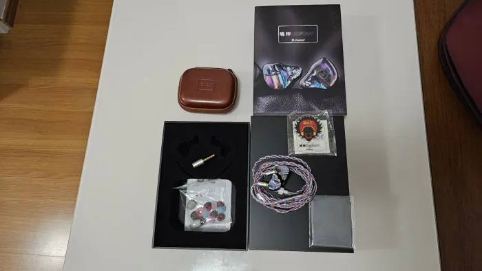Fone In-Ear Juzear Defiant- Impecável / Menos de 1 Mês de Uso