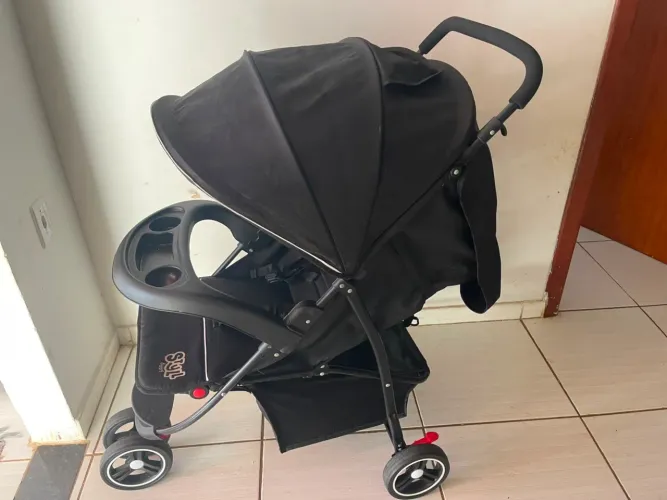 Carrinho de bebê styll baby