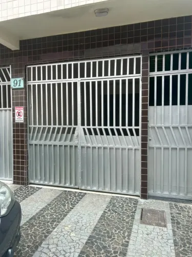 Alugo casa