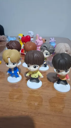 Bts / bt21 vendo coleção completa  Mac Donald  bts 