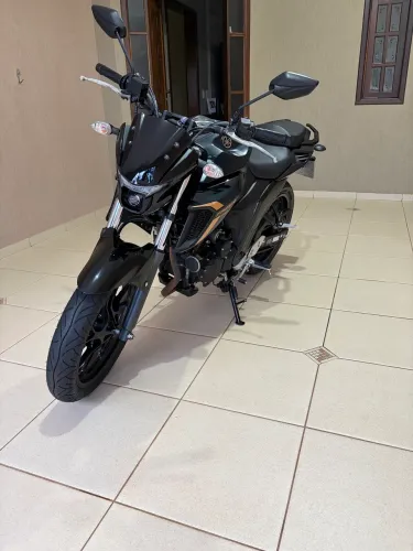 FZ25 250CC