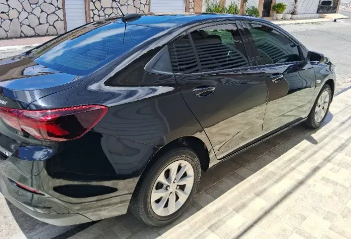 Chevrolet Onix Plus LT 1.0 12V TB Flex Aut. 4P 2020